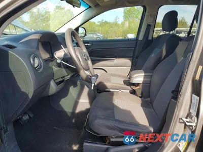 Zdjęcie 7 z 13 samochodu: 2011 JEEP COMPASS SPORT VIN:1J4NT1FB9BD245705 - miniatura