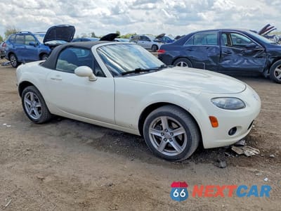 Czwarte zdjęcie samochodu z boku: 2008 MAZDA MX-5 MIATA VIN:JM1NC25F780148485 - miniatura