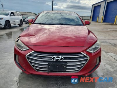 Piąte zdjęcie samochodu w środku: 2017 HYUNDAI ELANTRA LIMITED VIN:KMHD84LF3HU127777 - miniatura