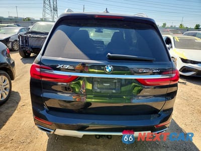 Zdjęcie 6 z 12 samochodu: 2021 BMW X7 XDRIVE40I VIN:5UXCW2C04M9F88443 - miniatura