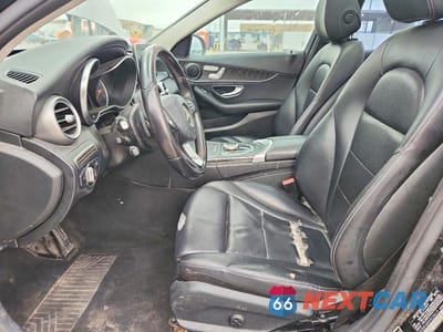Zdjęcie 7 z 12 samochodu: 2017 MERCEDES-BENZ C 300 VIN:WDDWF4JB9HR234618 - miniatura