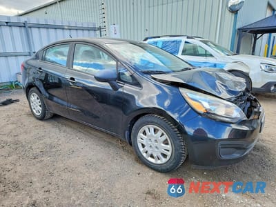 Czwarte zdjęcie samochodu z boku: 2015 KIA RIO LX VIN:KNADM4A32F6455800 - miniatura