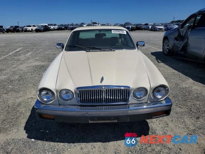 Piąte zdjęcie samochodu w środku: 1987 JAGUAR XJ6 VIN:SAJAV1345HC464973 - miniatura