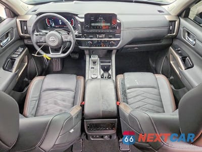 Zdjęcie 8 z 13 samochodu: 2025 NISSAN PATHFINDER VIN:5N1DR3DK3SC229015 - miniatura