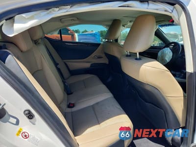 Zdjęcie 10 z 12 samochodu: 2019 LEXUS ES 350 VIN:58ABZ1B10KU046292 - miniatura