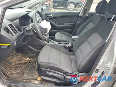 Zdjęcie 7 z 12 samochodu: 2014 KIA FORTE LX VIN:KNAFX4A66E5063322 - miniatura