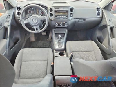 Zdjęcie 8 z 13 samochodu: 2012 VOLKSWAGEN TIGUAN S VIN:WVGAV7AX4CW002163 - miniatura