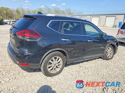 Trzecie zdjęcie samochodu z tyłu: 2018 NISSAN ROGUE SV VIN:KNMAT2MV2JP593396 - miniatura