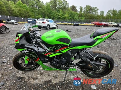 Trzecie zdjęcie samochodu z tyłu: 2024 KAWASAKI ZX636 K VIN:JKBZXJK14RA000529 - miniatura