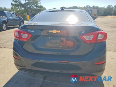 Zdjęcie 6 z 12 samochodu: 2017 CHEVROLET CRUZE LT VIN:1G1BE5SM0H7277167 - miniatura