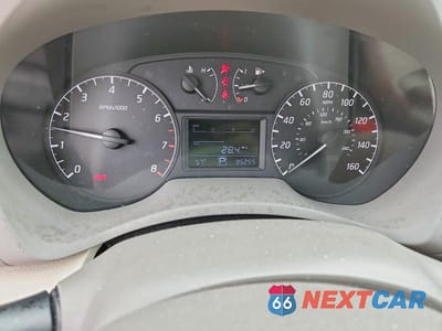 Zdjęcie 9 z 12 samochodu: 2013 NISSAN SENTRA S VIN:3N1AB7AP4DL779708 - miniatura