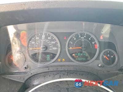 Zdjęcie 9 z 13 samochodu: 2007 JEEP PATRIOT SPORT VIN:1J8FF28W77D298748 - miniatura