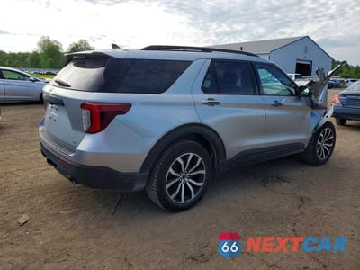 Trzecie zdjęcie samochodu z tyłu: 2022 FORD EXPLORER ST-LINE VIN:1FMSK8KH9NGC44809 - miniatura