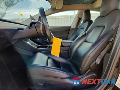 Zdjęcie 7 z 12 samochodu: 2018 TESLA MODEL 3 VIN:5YJ3E1EBXJF182209 - miniatura