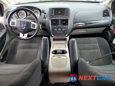 Zdjęcie 8 z 14 samochodu: 2016 DODGE GRAND CARAVAN SXT VIN:2C4RDGCG7GR311499 - miniatura