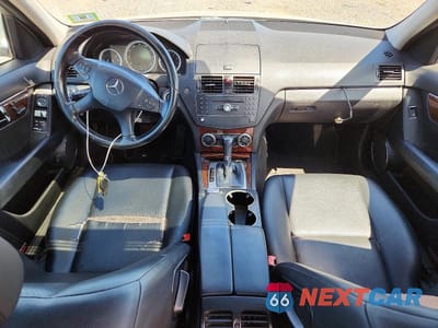 Zdjęcie 8 z 12 samochodu: 2009 MERCEDES-BENZ C 300 4MATIC VIN:WDDGF81X59R065819 - miniatura