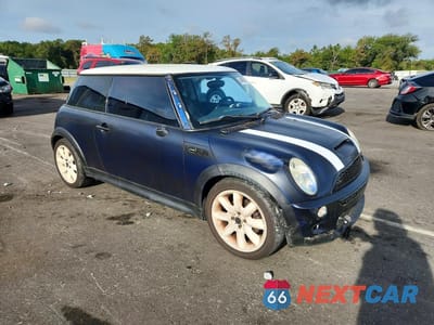 Czwarte zdjęcie samochodu z boku: 2003 MINI COOPER S VIN:WMWRE33443TD65163 - miniatura