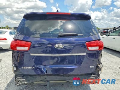 Zdjęcie 6 z 13 samochodu: 2018 KIA SEDONA SX VIN:KNDMC5C17J6350038 - miniatura