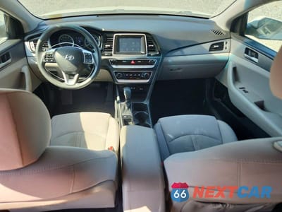 Zdjęcie 8 z 12 samochodu: 2018 HYUNDAI SONATA SE VIN:5NPE24AF7JH620407 - miniatura