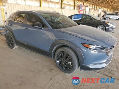 Czwarte zdjęcie samochodu z boku: 2023 MAZDA CX-30 PREFERRED VIN:3MVDMBCM1PM532394 - miniatura
