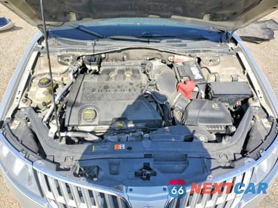 Zdjęcie 11 z 12 samochodu: 2010 LINCOLN MKZ VIN:3LNHL2JC6AR627118 - miniatura
