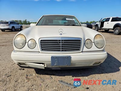 Piąte zdjęcie samochodu w środku: 1999 MERCEDES-BENZ E 320 VIN:WDBJF65H7XA728938 - miniatura