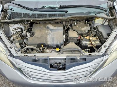Zdjęcie 12 z 13 samochodu: 2015 TOYOTA SIENNA LE VIN:5TDKK3DC8FS634574 - miniatura