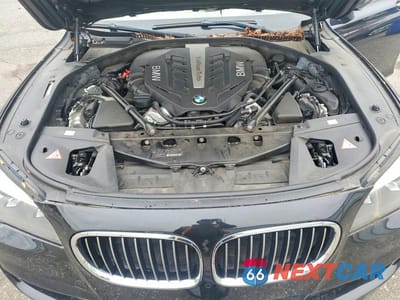 Zdjęcie 11 z 12 samochodu: 2014 BMW 750 XI VIN:WBAYB6C53ED224352 - miniatura