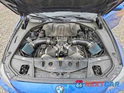 Zdjęcie 11 z 12 samochodu: 2013 BMW M5 VIN:WBSFV9C56DD095646 - miniatura