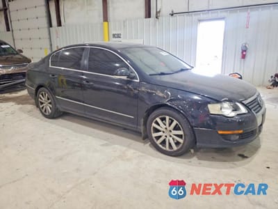 Czwarte zdjęcie samochodu z boku: 2010 VOLKSWAGEN PASSAT KOMFORT VIN:WVWJK7ANXAE110995 - miniatura