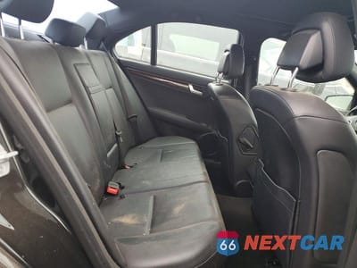 Zdjęcie 10 z 12 samochodu: 2012 MERCEDES-BENZ C 300 4MATIC VIN:WDDGF8BB1CA708689 - miniatura