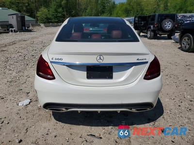 Zdjęcie 6 z 13 samochodu: 2016 MERCEDES-BENZ C 300 4MATIC VIN:55SWF4KB5GU099942 - miniatura