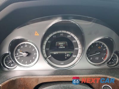 Zdjęcie 9 z 12 samochodu: 2013 MERCEDES-BENZ E 350 4MATIC VIN:WDDHF8JB0DA738399 - miniatura