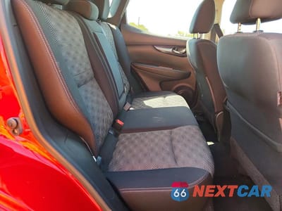 Zdjęcie 11 z 14 samochodu: 2017 NISSAN ROGUE SPORT SV VIN:JN1BJ1CR0HW116882 - miniatura