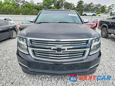Piąte zdjęcie samochodu w środku: 2017 CHEVROLET SUBURBAN C1500 PREMIER VIN:1GNSCJKC0HR213803 - miniatura