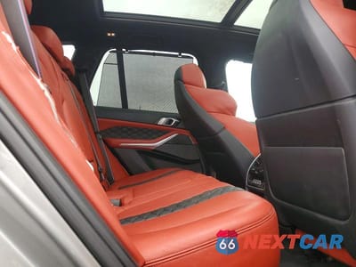 Zdjęcie 11 z 13 samochodu: 2022 BMW X5 M VIN:5YMJU0C06N9L57309 - miniatura
