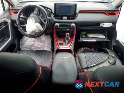Zdjęcie 8 z 13 samochodu: 2022 TOYOTA RAV4 LE VIN:2T3F1RFV0NW276860 - miniatura