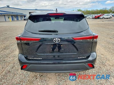 Zdjęcie 6 z 13 samochodu: 2021 TOYOTA HIGHLANDER XLE VIN:5TDHZRBH8MS118249 - miniatura