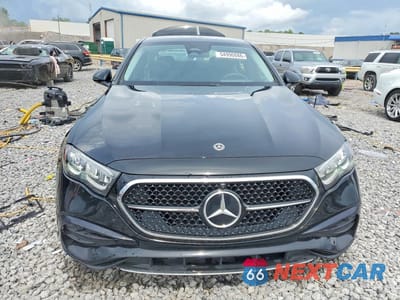Piąte zdjęcie samochodu w środku: 2024 MERCEDES-BENZ E 350 4MATIC VIN:W1KLF4HB4RA050695 - miniatura