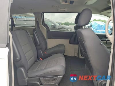 Zdjęcie 11 z 14 samochodu: 2008 DODGE GRAND CARAVAN SE VIN:2D8HN44H78R798740 - miniatura