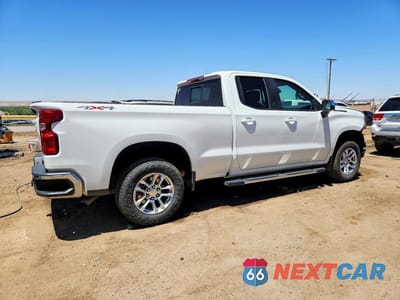 Trzecie zdjęcie samochodu z tyłu: 2025 CHEVROLET SILVERADO K1500 LT VIN:1GCRKDEK8SZ188624 - miniatura