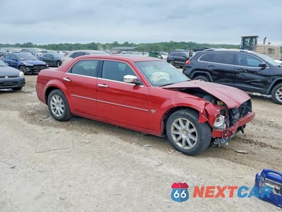 Czwarte zdjęcie samochodu z boku: 2007 CHRYSLER 300C VIN:2C3KA63H27H898184 - miniatura