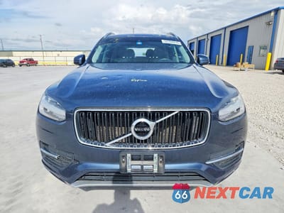 Piąte zdjęcie samochodu w środku: 2019 VOLVO XC90 T5 MOMENTUM VIN:YV4102PK7K1453808 - miniatura