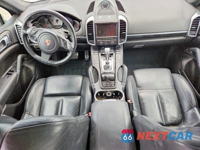 Zdjęcie 8 z 13 samochodu: 2011 PORSCHE CAYENNE S VIN:WP1AB2A29BLA48445 - miniatura