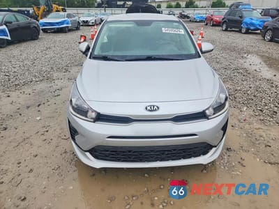 Piąte zdjęcie samochodu w środku: 2021 KIA RIO LX VIN:3KPA24AD4ME382294 - miniatura