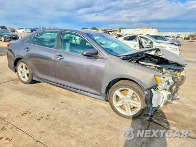Czwarte zdjęcie samochodu z boku: 2014 TOYOTA CAMRY SE VIN:4T1BF1FK4EU326630 - miniatura