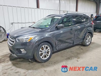 2018 FORD ESCAPE SE 1FMCU9GD8JUB06877 - główne zdjęcie licytacji z USA - miniatura