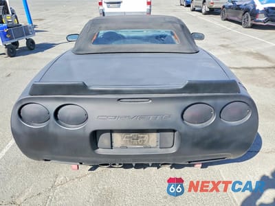 Zdjęcie 6 z 12 samochodu: 2002 CHEVROLET CORVETTE VIN:1G1YY32G825115600 - miniatura