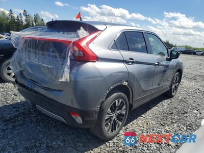 Trzecie zdjęcie samochodu z tyłu: 2020 MITSUBISHI ECLIPSE CROSS LE VIN:JA4AT4AA3LZ611094 - miniatura
