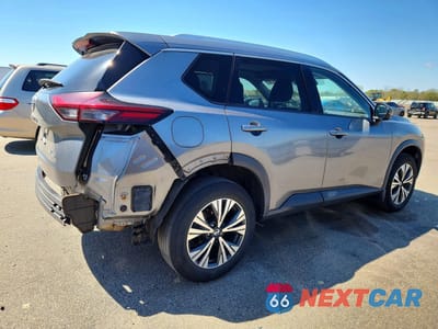 Trzecie zdjęcie samochodu z tyłu: 2021 NISSAN ROGUE SV VIN:5N1AT3BB7MC702649 - miniatura